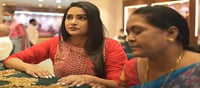 టీవీ:లక్షలు పోసి ఖరీదైన నెక్లస్ కొన్న బిగ్ బాస్ బ్యూటీ హిమజ..!!
